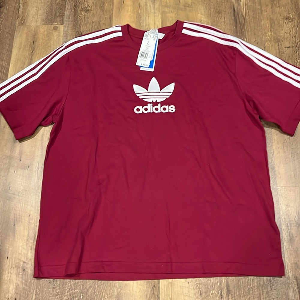 NWT Adidas sportswear T-shirt